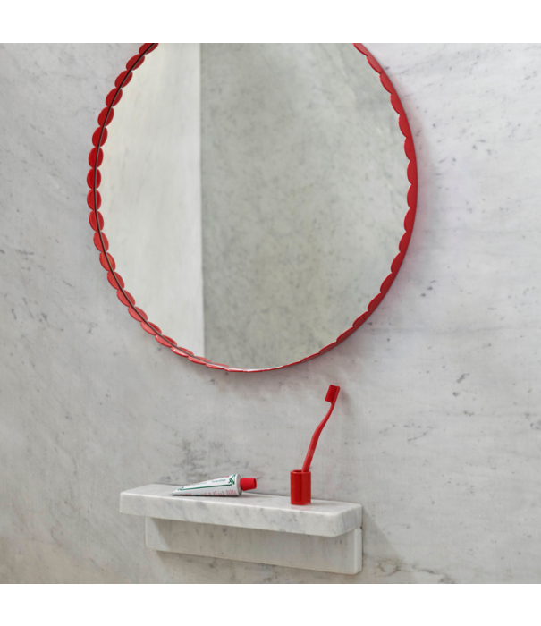 Hay  Arcs Mirror Round red