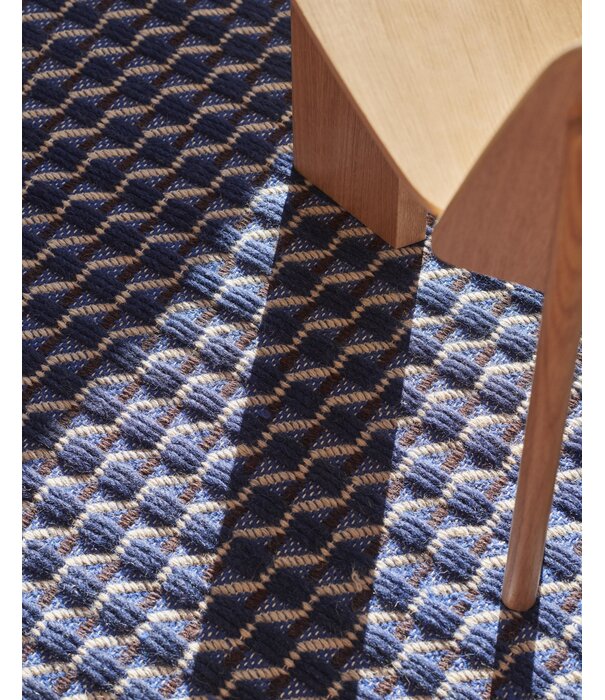 Hay  Channel Vloerkleed blue, white