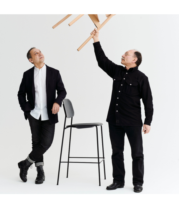 Hay  Hay Soft Edge 90 bar stool dusty green, black frame