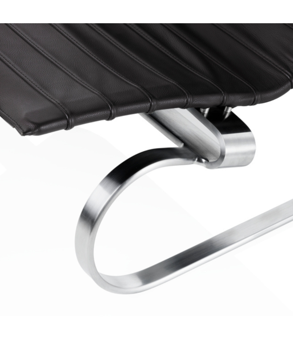 Fritz Hansen Fritz Hansen - PK20 lounge chair leather, matte chrome steel base
