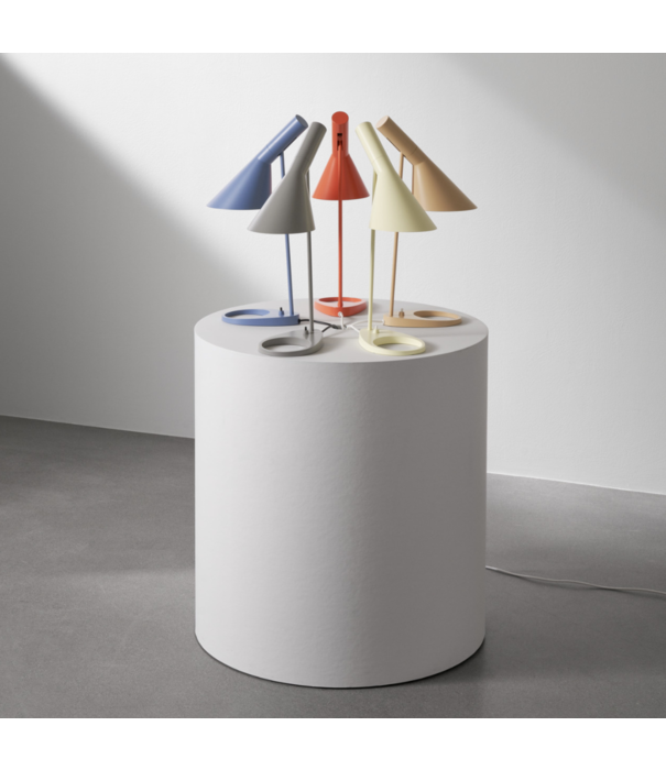 Louis Poulsen  Louis Poulsen - AJ Mini table lamp soft lemon