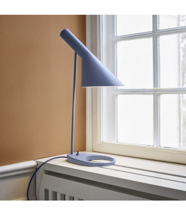 Louis Poulsen  Louis Poulsen - AJ Mini tafellamp warm grey