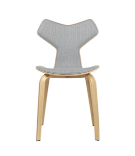 Fritz Hansen - Grand Prix Chair oak, front Steelcut Trio 113