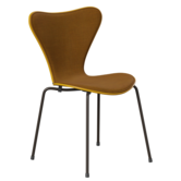 Fritz Hansen - Series 7 stoel true yellow, voorkant Remix 422, brons poten