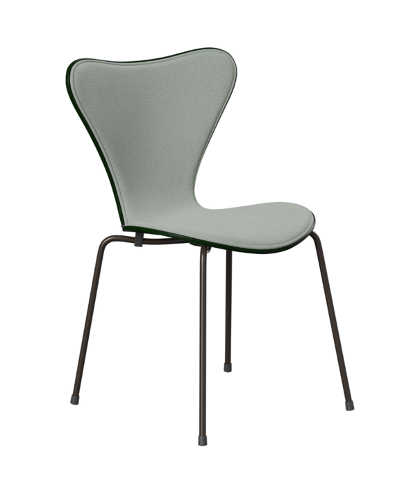 Fritz Hansen Fritz Hansen Series 7 Butterfly Chair evergreen, front sunniva 132, bronze base