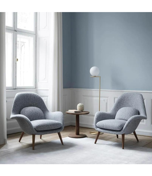 Fredericia  Model 1280, Pon side-coffee table solid oak Ø35
