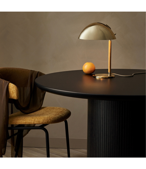 Gubi  Gubi Moon Elliptical dining table brown/black solid oak