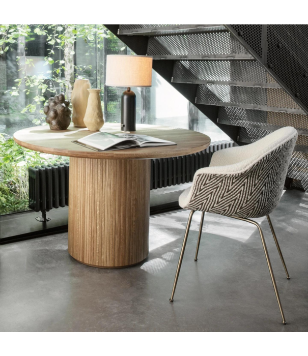 Gubi  Gubi Moon Elliptical eettafel gezeept massief eiken 290 x 105