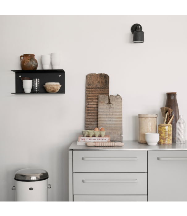 Vipp  921 Wandplank small zwart