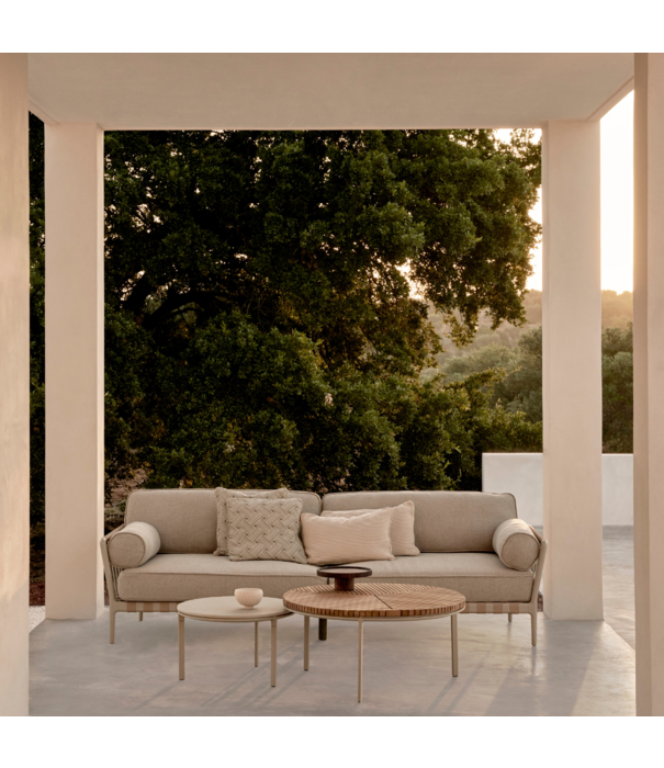 Vipp  Vipp 716 Outdoor Coffee Table teak Ø90