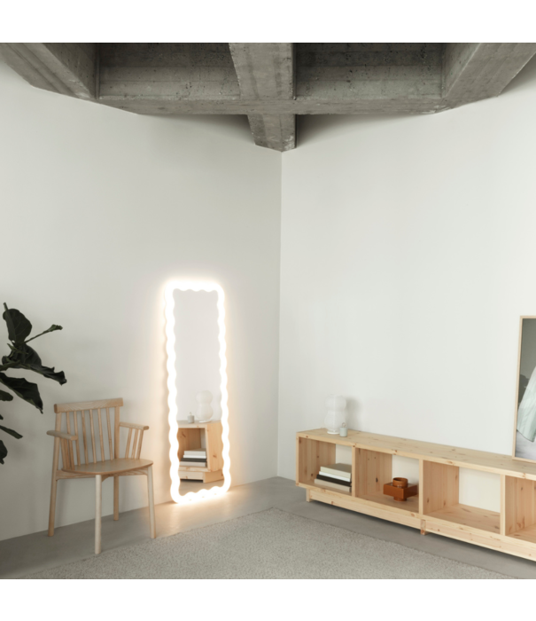 Normann Copenhagen  Normann Copenhagen Illu Spiegel LED