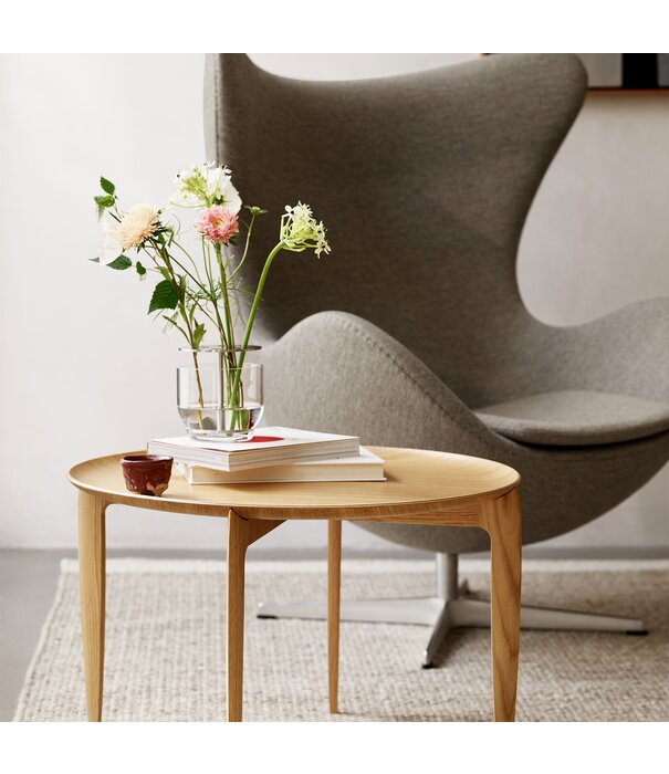 Fritz Hansen Fritz Hansen - Tray coffee table oak oiled Ø60