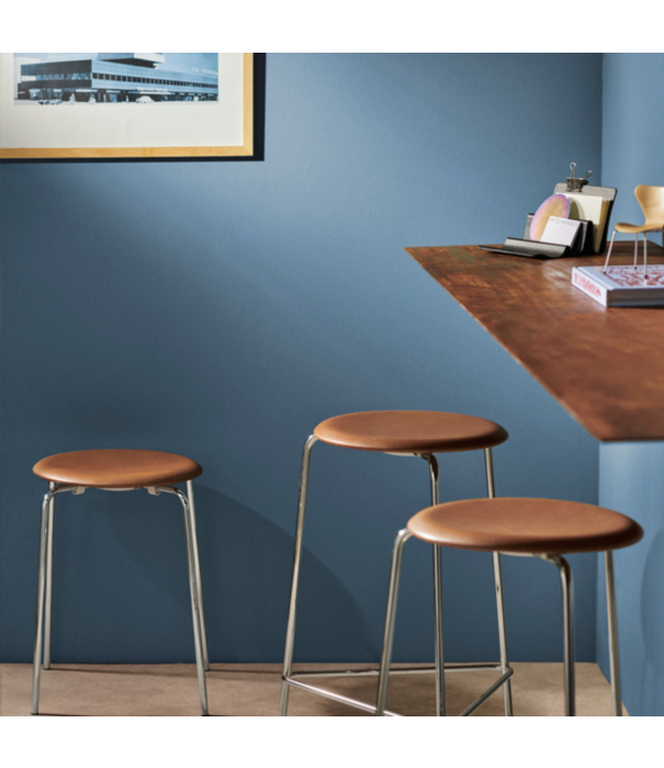 Fritz Hansen Fritz Hansen High Dot Counter Stool leather, 3 legs chrome H65