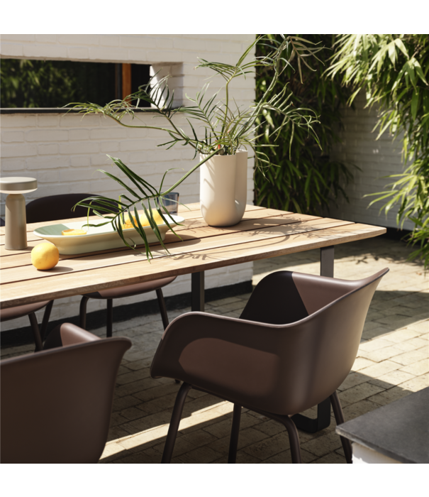 Muuto  Muuto Outdoor - 70/70 Outdoor tafel mahonie L225