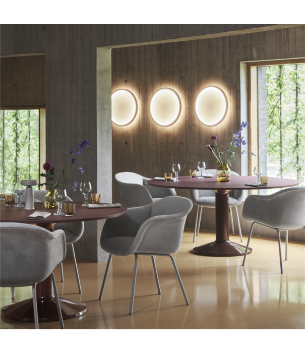 Muuto  Muuto Fiber Soft Armstoel Ecriture sand, swivel voet