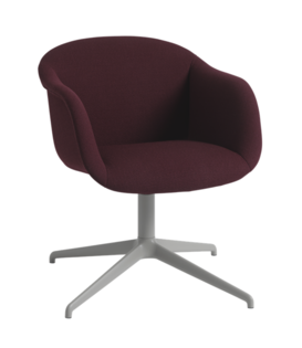 Muuto Fiber Soft Armstoel Vidar donkerrood, swivel voet