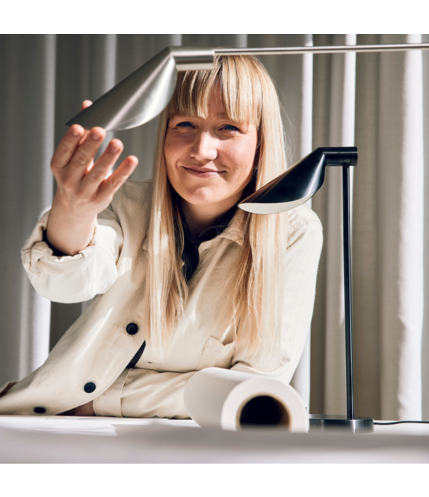 Fritz Hansen Fritz Hansen MS022 Table Lamp