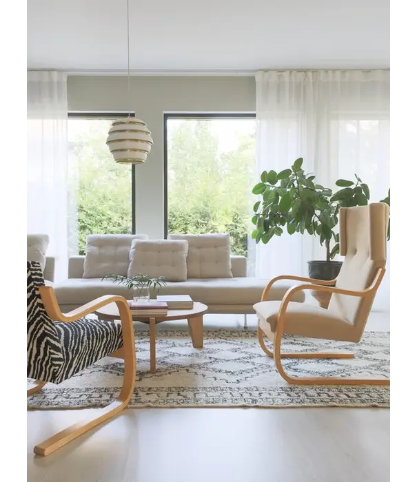 Artek  402 Armchair honey stained birch, Zebra black / white
