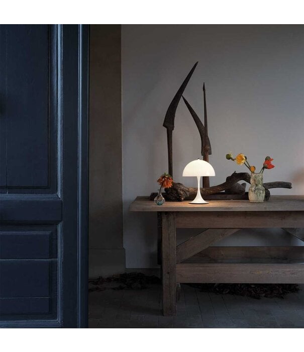 Louis Poulsen  Panthella 250 portable lamp white opal
