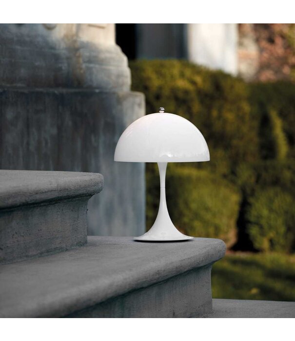 Louis Poulsen  Louis Poulsen - Panthella 250 portable lamp wit opaal