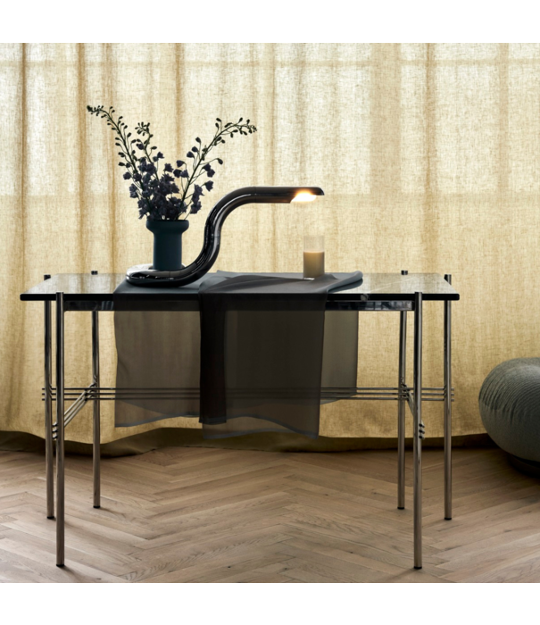 Gubi  Gubi - Aspide table lamp chrome