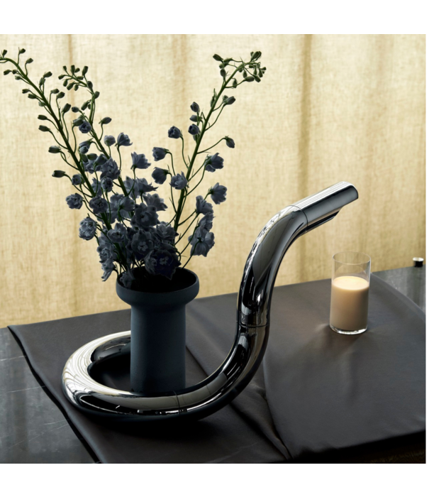 Gubi  Gubi - Aspide table lamp chrome