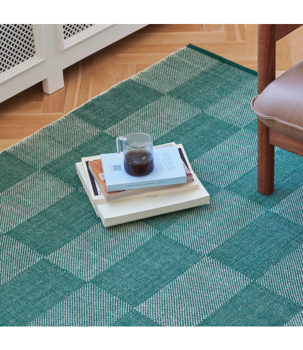 Hay  Hay - Check Rug black L check 200 x 300