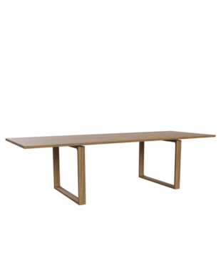 Fritz Hansen - Essay  dining table 272 x 100