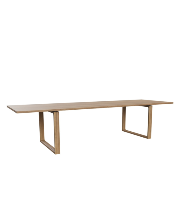 Fritz Hansen Fritz Hansen - Essay CM31 eettafel 317 x 100