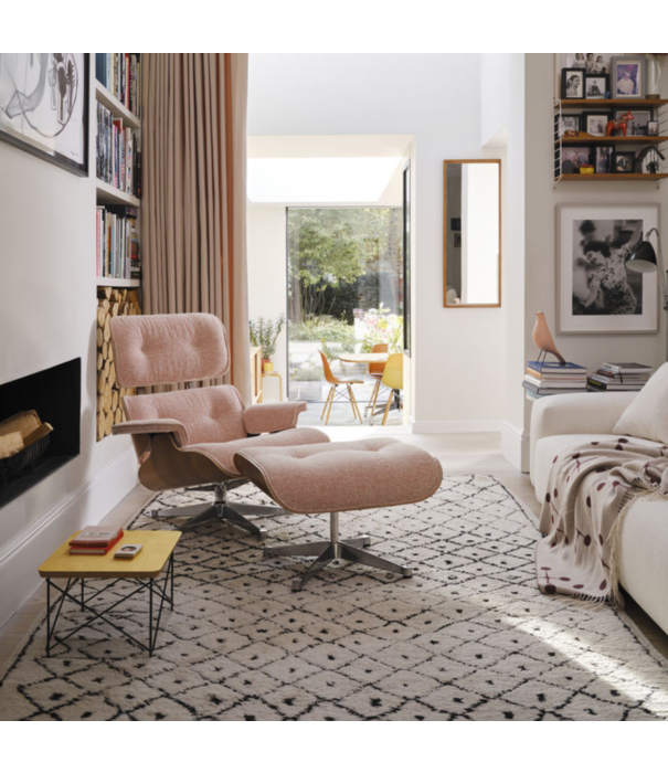 Vitra  Vitra - Eames Lounge Chair + Ottoman walnut, fabric Nubia ivory/peach