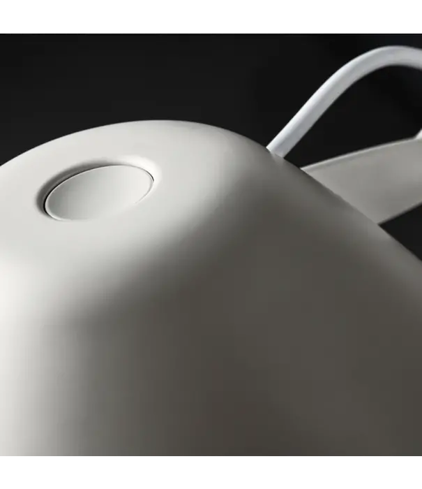 Fritz Hansen Fritz Hansen  AQ01 Tafellamp