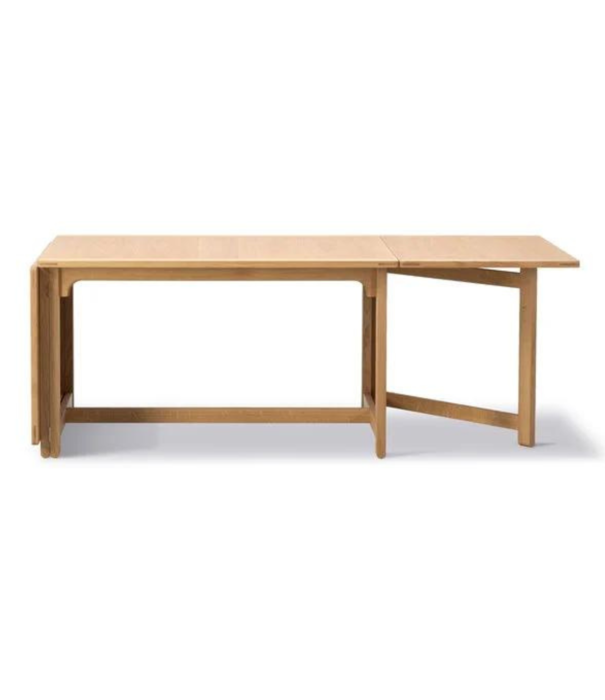 Fredericia  Fredericia Model 6271 BM71 Library Table