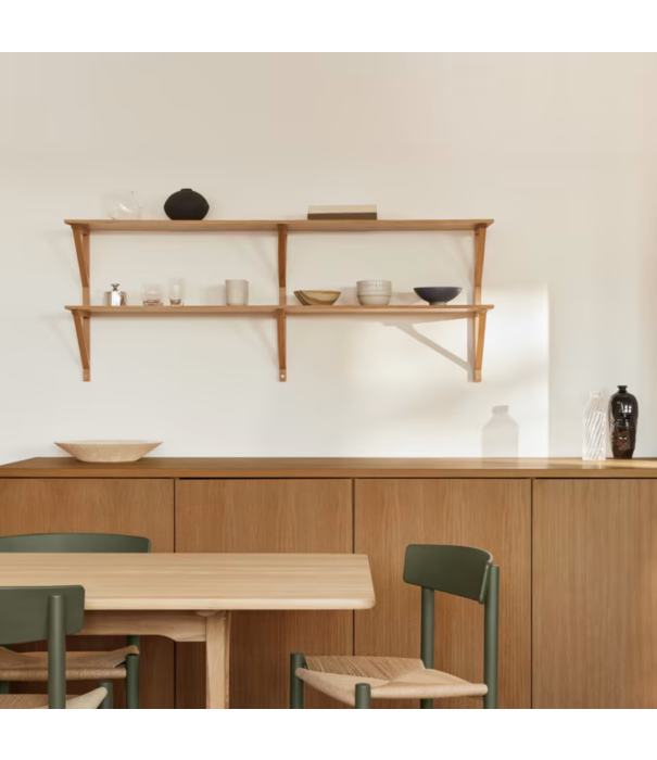 Fredericia  Model 2921, BM29 Shelf wandrek walnoot