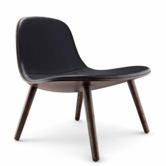 Eva Solo: Abalone Lounge Chair smoked oak, black leather
