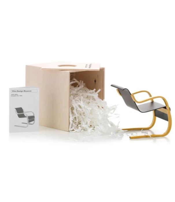 Vitra  Vitra - Miniatures 42 Armchair Alvar Aalto