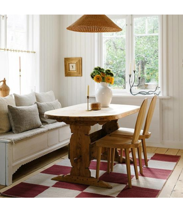 Layered  Layered - Chess Burgundy rug, 100% New Zealand wool