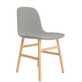 Normann Copenhagen - Form stoel gestoffeerd, eiken