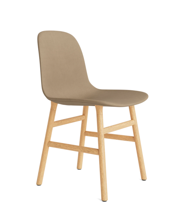 Normann Copenhagen  Form Stoel gestoffeerd, eiken poten