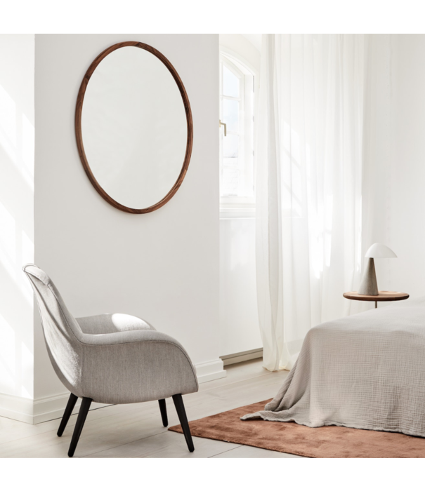 Fredericia  Model 8322, Silhouette Mirror 70 x 70