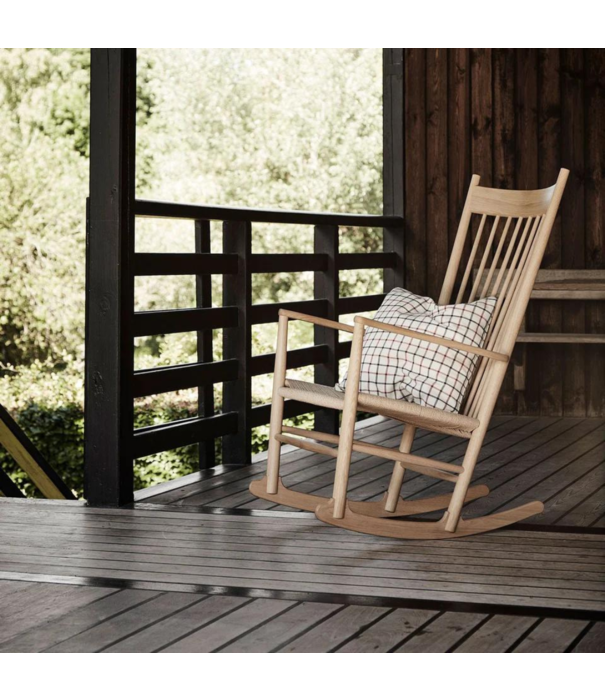 Fredericia  Model 16000, Wegner J16 Rocking Chair