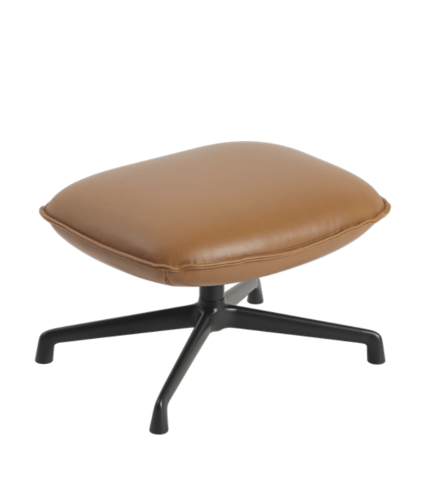 Muuto  Muuto - Doze lounge stoel cognac leer, zwart swivel voet