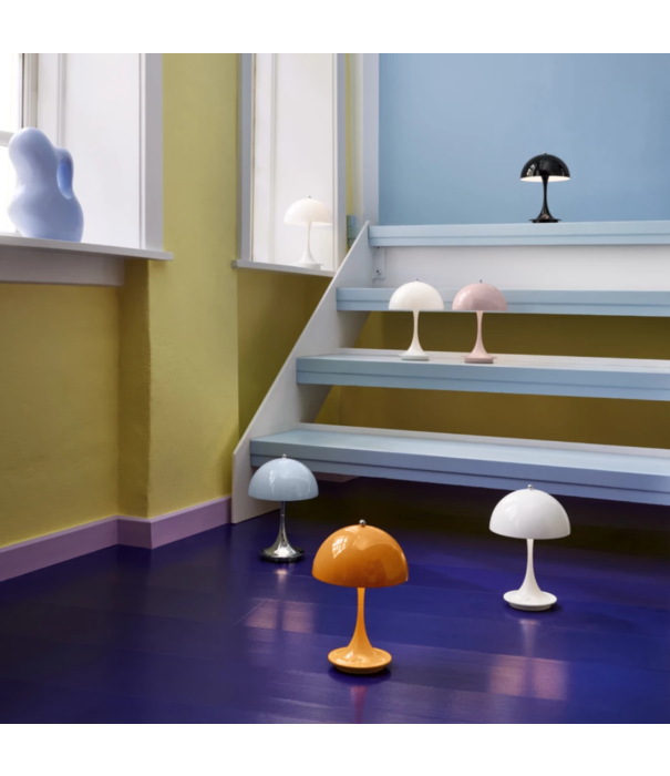 Louis Poulsen  Louis Poulsen - Panthella 160 Portable LED pale blue acryl