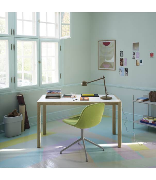 Muuto  Muuto - Dedicate desk lamp S2 brown-green