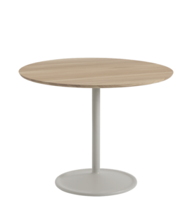 Muuto Soft Tafel massief eiken, grijs voet Ø95