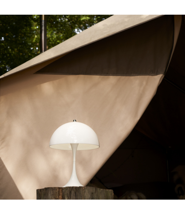 Louis Poulsen  Panthella 250 Portable Lamp opaal pale blue