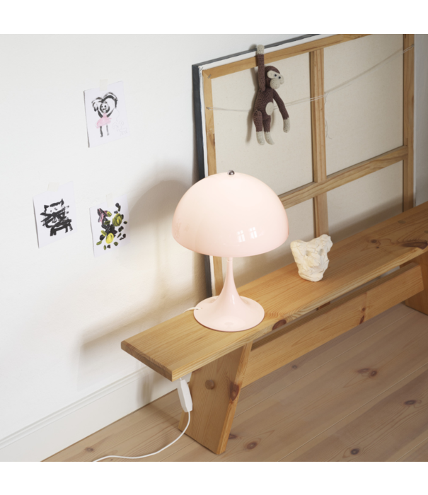 Louis Poulsen  Panthella 250 Portable pale rose opal shade