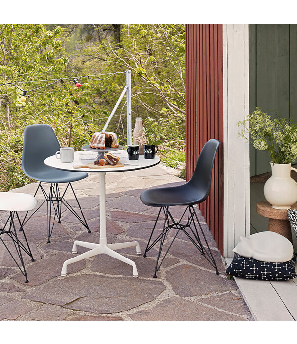 Vitra  Eames DSR Plastic Stoel forest, donker groen onderstel
