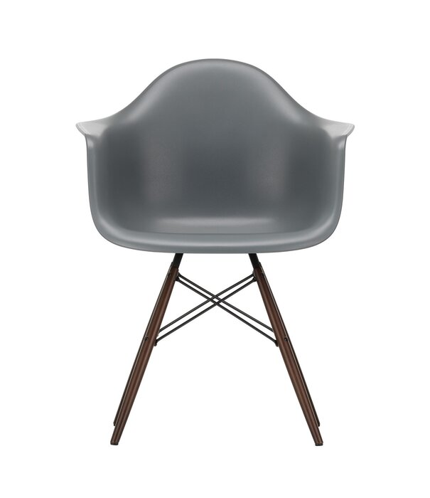 Vitra  Vitra Eames DAW Stoel met arm,  donker esdoorn onderstel