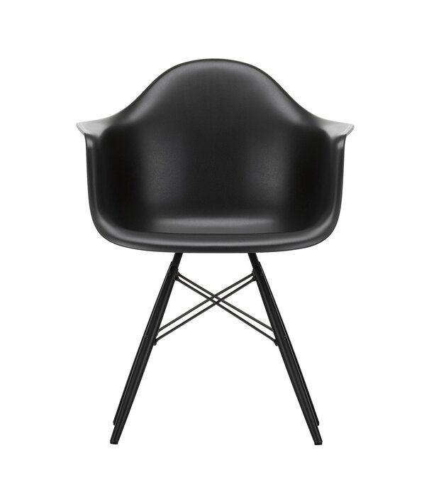 Vitra  Vitra - Eames Plastic Armchair RE DAW zwart esdoorn