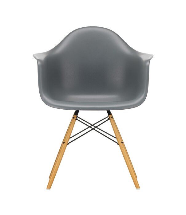 Vitra  Vitra - Eames Plastic Armchair RE DAW golden maple